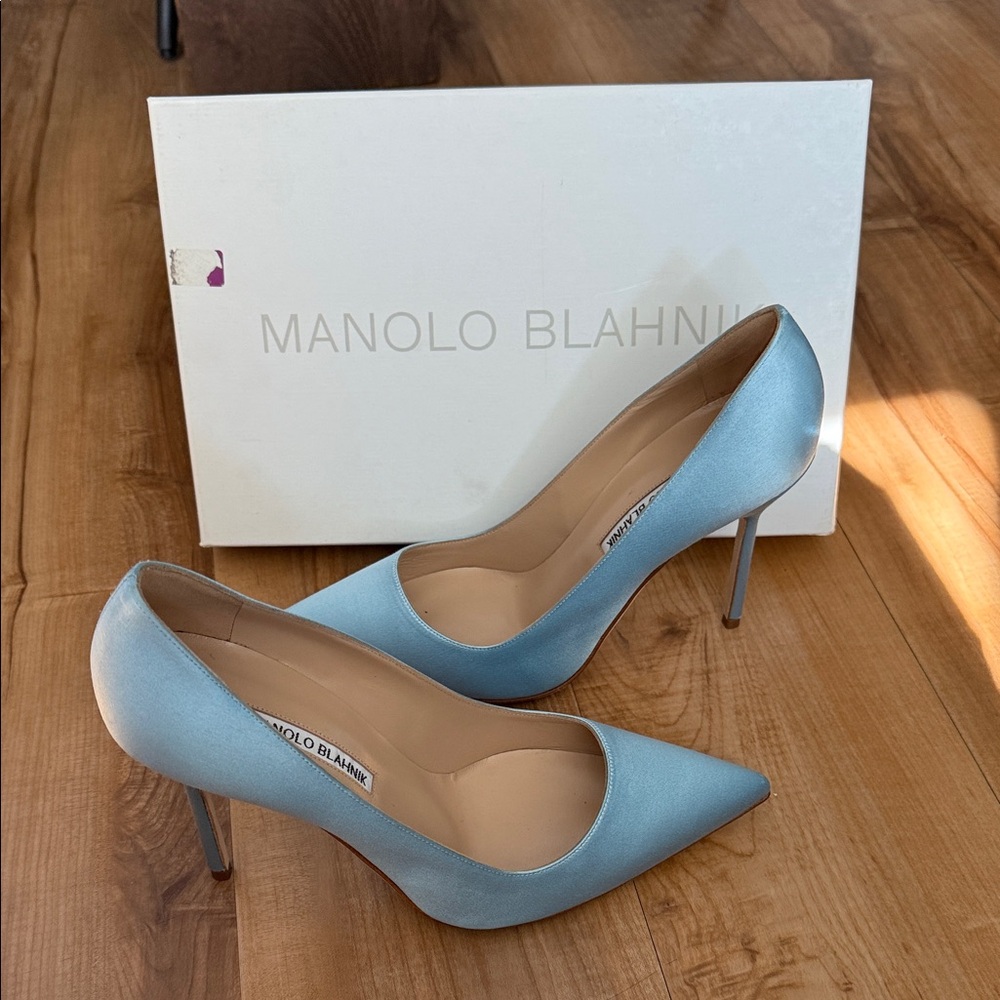 Manolo Blahnik Sky Blue Heels